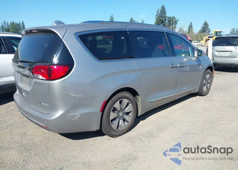 2018 Chrysler Pacifica Hybrid Limited from USA, damaged, VIN 2C4RC1N76JR111914